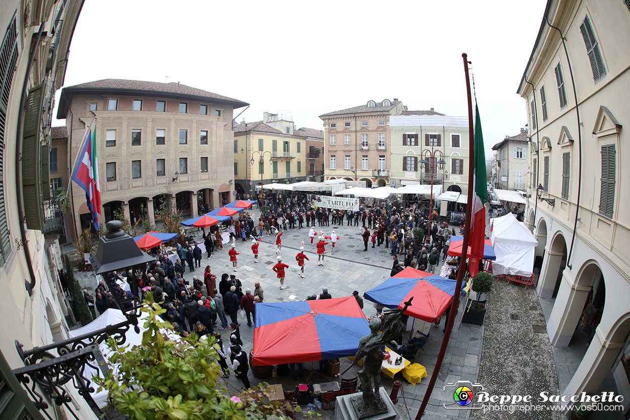 VBS_6687 - Fiera dei Santi - 12.ma Fiera Nazionale del Tartufo.jpg
